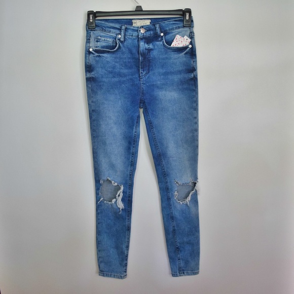 Free People Denim - Free People Jeans High Rise Busted Knee Size 28